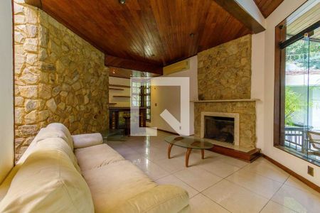 Sala de casa de condomínio à venda com 3 quartos, 469m² em Itanhangá, Rio de Janeiro