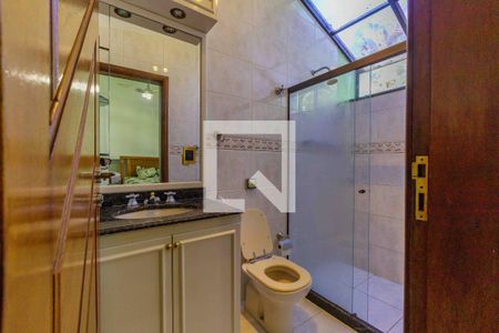 Casa de condomínio à venda com 469m², 3 quartos e 1 vagaBanheiro da Suíte 2