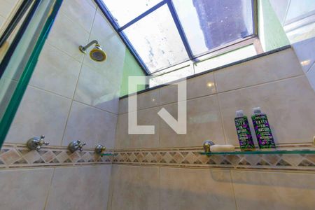 Casa de condomínio à venda com 469m², 3 quartos e 1 vagaBanheiro da Suíte 2