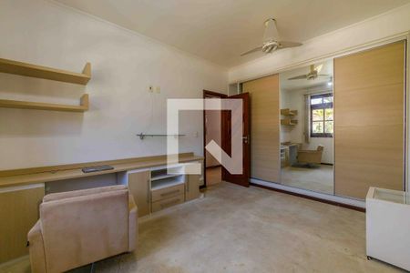 Casa de condomínio à venda com 469m², 3 quartos e 1 vagaQuarto