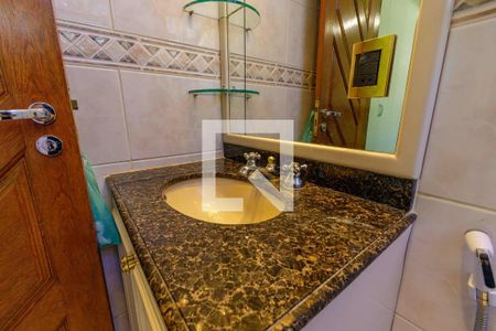 Casa de condomínio à venda com 469m², 3 quartos e 1 vagaBanheiro da Suíte 2