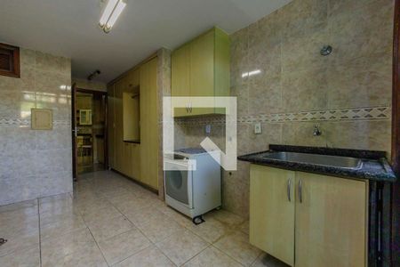 Casa de condomínio à venda com 469m², 3 quartos e 1 vagaÁrea de Serviço