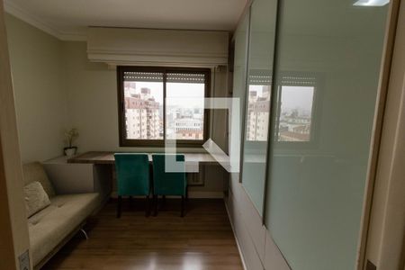 Quarto de apartamento para alugar com 2 quartos, 82m² em Menino Deus, Porto Alegre