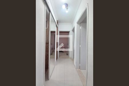 Corredor de apartamento à venda com 3 quartos, 83m² em Jardim dos Oliveiras, Campinas