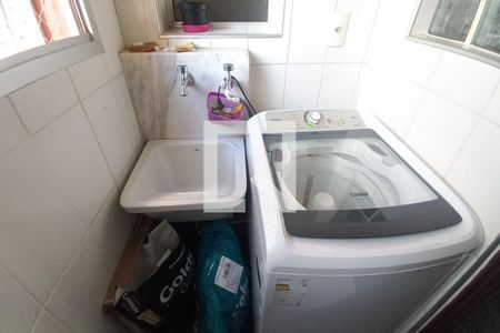 Apartamento à venda com 83m², 3 quartos e 1 vagaÁrea de Serviço