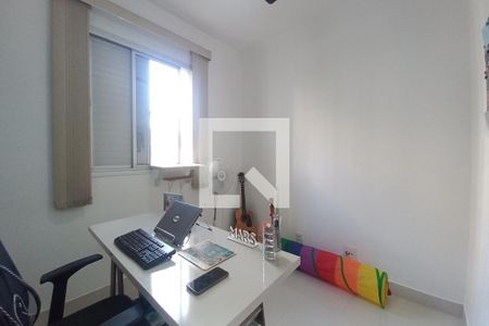 Quarto 1 de apartamento à venda com 3 quartos, 83m² em Jardim dos Oliveiras, Campinas