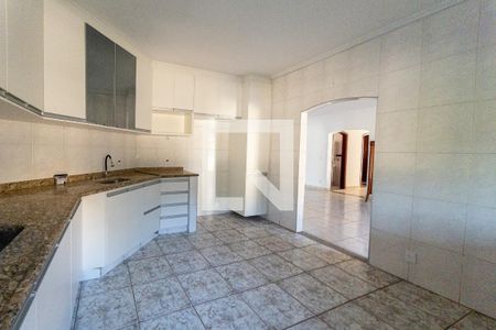 Casa de condomínio para alugar com 600m², 4 quartos e 2 vagas Casa de condomínio para alugar com 600m², 4 quartos e 2 vagasCozinha