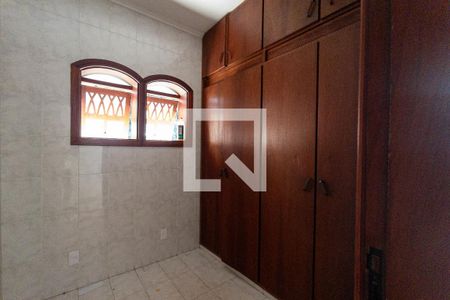 Casa de condomínio para alugar com 600m², 4 quartos e 2 vagas Casa de condomínio para alugar com 600m², 4 quartos e 2 vagasDispensa
