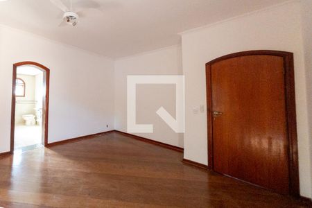 Casa de condomínio para alugar com 600m², 4 quartos e 2 vagas Casa de condomínio para alugar com 600m², 4 quartos e 2 vagasSuíte 4