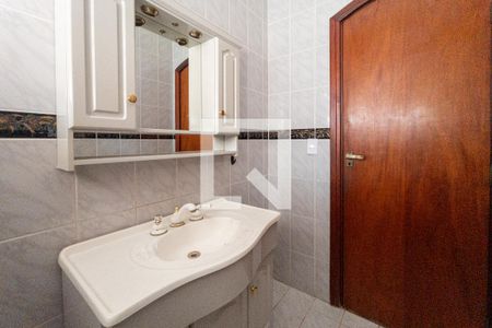 Casa de condomínio para alugar com 600m², 4 quartos e 2 vagas Casa de condomínio para alugar com 600m², 4 quartos e 2 vagasLavabo
