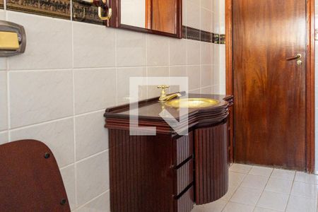 Casa de condomínio para alugar com 600m², 4 quartos e 2 vagas Casa de condomínio para alugar com 600m², 4 quartos e 2 vagasBanheiro Social