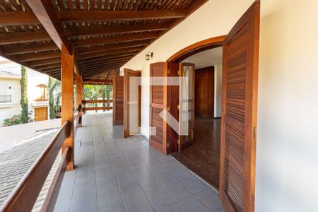 Casa de condomínio para alugar com 600m², 4 quartos e 2 vagas Casa de condomínio para alugar com 600m², 4 quartos e 2 vagasVaranda da Suíte Master