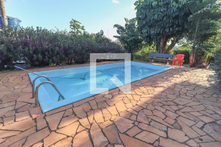 Casa à venda com 1400m², 6 quartos e 5 vagasQuintal