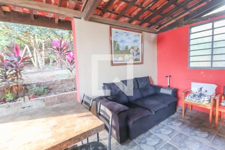 Casa à venda com 1400m², 6 quartos e 5 vagasQuintal