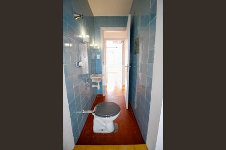 Apartamento à venda com 140m², 3 quartos e sem vaga Apartamento à venda com 140m², 3 quartos e sem vagaBanheiro Social