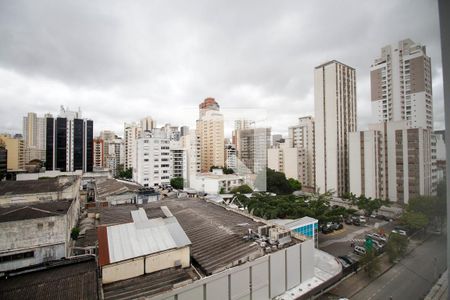 Vista da Sala de apartamento à venda com 3 quartos, 140m² em Pinheiros, São Paulo