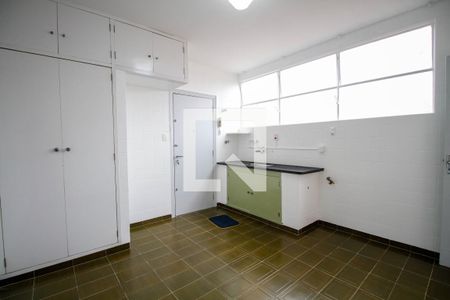 Apartamento à venda com 140m², 3 quartos e sem vaga Apartamento à venda com 140m², 3 quartos e sem vagaCozinha