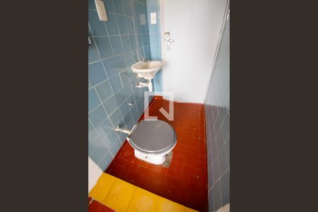 Apartamento à venda com 140m², 3 quartos e sem vaga Apartamento à venda com 140m², 3 quartos e sem vagaBanheiro Social