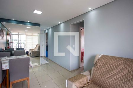 Sala de apartamento para alugar com 2 quartos, 56m² em Taboão, Diadema