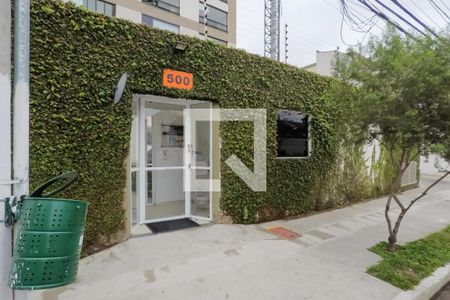 Studio para alugar com 36m², 1 quarto e sem vaga Studio para alugar com 36m², 1 quarto e sem vagaFachada e portaria