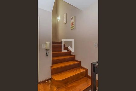 Escada de casa para alugar com 3 quartos, 150m² em Jardim América, São Leopoldo