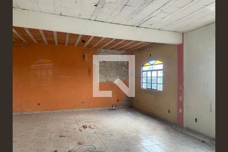 Salão de casa à venda com 4 quartos, 364m² em Santo Antônio, Belo Horizonte