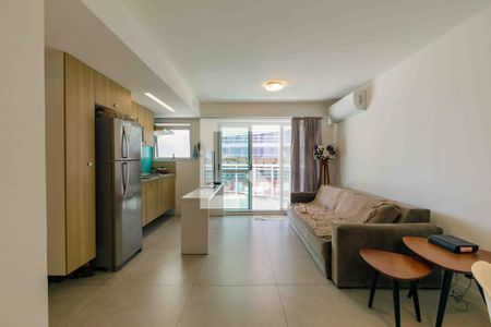 Sala de apartamento à venda com 1 quarto, 63m² em Recreio dos Bandeirantes, Rio de Janeiro