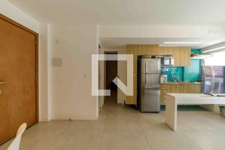 Sala de apartamento à venda com 1 quarto, 63m² em Recreio dos Bandeirantes, Rio de Janeiro