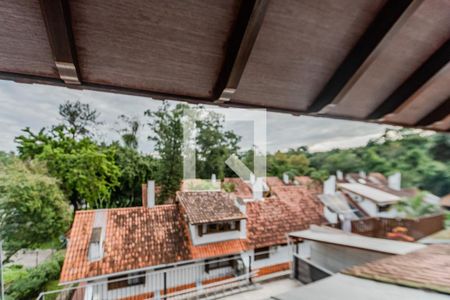 Casa de condomínio à venda com 234m², 3 quartos e 2 vagasVista