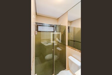 Casa de condomínio à venda com 234m², 3 quartos e 2 vagasBanheiro do Quarto 1