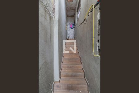 Escada de casa para alugar com 1 quarto, 125m² em Vila Progresso (zona Leste), São Paulo