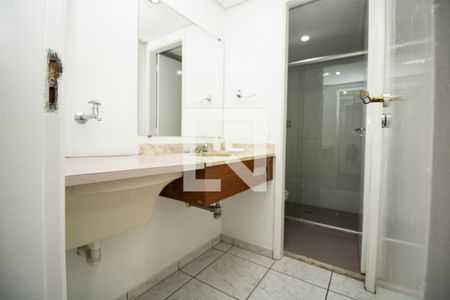 Banheiro, panorâmica  de apartamento para alugar com 1 quarto, 37m² em Moema, São Paulo
