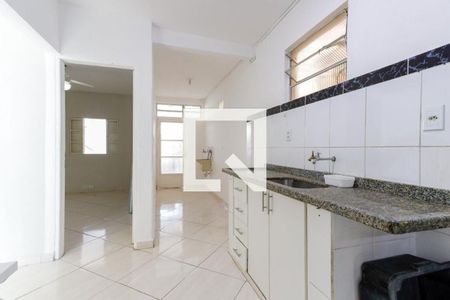 Casa à venda com 600m², 3 quartos e 4 vagasCozinha 2