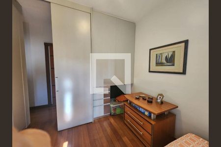 Apartamento à venda com 3 quartos, 128m² em Santo Antônio, Belo Horizonte