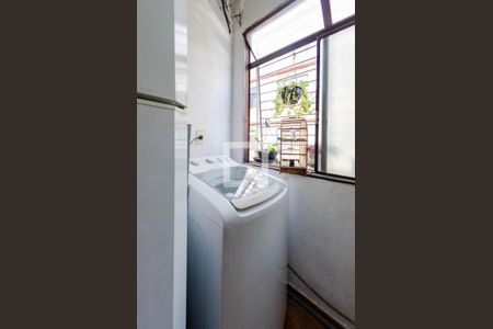 Apartamento à venda com 60m², 2 quartos e 1 vagaÁrea de serviço