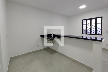 Cozinha de casa para alugar com 1 quarto, 34m² em Cambuí, Campinas