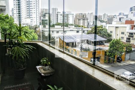 Apartamento à venda com 4 quartos, 136m² em Carmo, Belo Horizonte