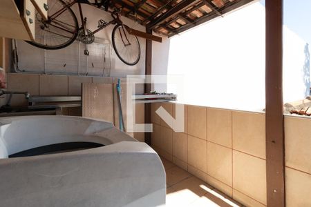 Casa à venda com 90m², 3 quartos e sem vagaÁrea de Serviço