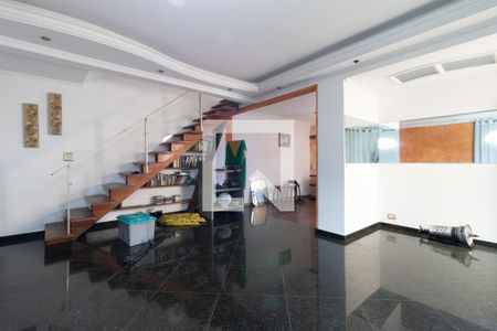 Sala de casa à venda com 3 quartos, 90m² em Vila Lúcia, São Paulo