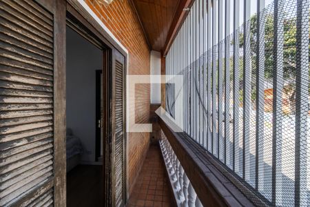 Varanda de casa à venda com 3 quartos, 269m² em Jardim Cotinha, São Paulo