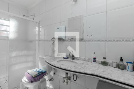 Casa à venda com 269m², 3 quartos e 2 vagas Casa à venda com 269m², 3 quartos e 2 vagasBanheiro da Suite