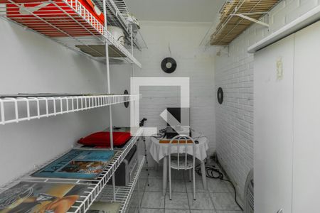 Casa à venda com 269m², 3 quartos e 2 vagas Casa à venda com 269m², 3 quartos e 2 vagasQuarto 1