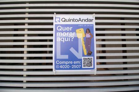 Casa à venda com 269m², 3 quartos e 2 vagas Casa à venda com 269m², 3 quartos e 2 vagasPlaquinha