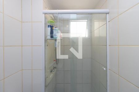 Apartamento à venda com 77m², 3 quartos e 1 vaga Apartamento à venda com 77m², 3 quartos e 1 vagaBanheiro da Suíte