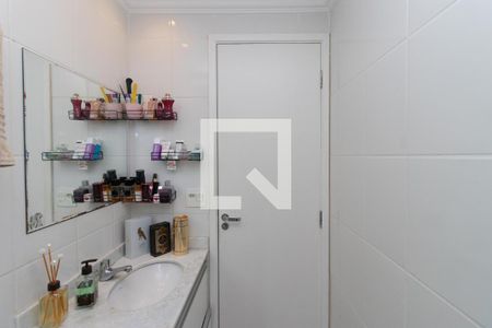 Apartamento à venda com 77m², 3 quartos e 1 vaga Apartamento à venda com 77m², 3 quartos e 1 vagaBanheiro Social