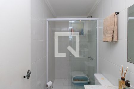 Apartamento à venda com 77m², 3 quartos e 1 vaga Apartamento à venda com 77m², 3 quartos e 1 vagaBanheiro Social