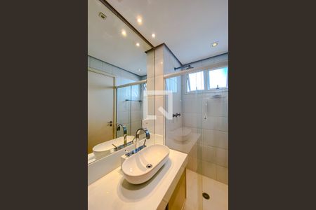 Apartamento à venda com 132m², 2 quartos e 2 vagasBanheiro da Suíte 1