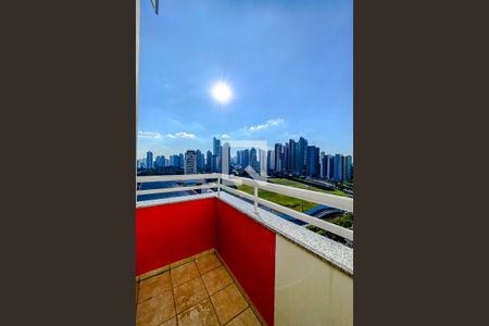 Apartamento à venda com 132m², 2 quartos e 2 vagasVaranda