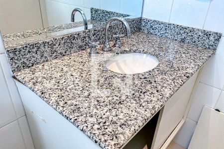 Apartamento à venda com 132m², 2 quartos e 2 vagasBanheiro da Suíte 2