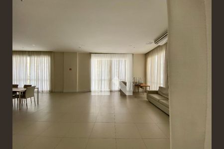 Apartamento à venda com 97m², 3 quartos e 2 vagasÁrea comum - Salão de festas